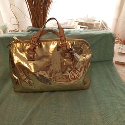 Michael Kors  Grayson Signature Bag