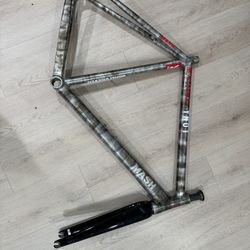 Mash San Francisco FrameSet Size 58Cm