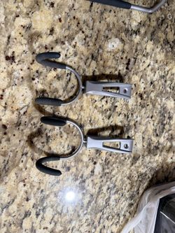 hose hook satin nickel