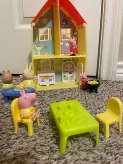 Peppa Pig House & Accessories