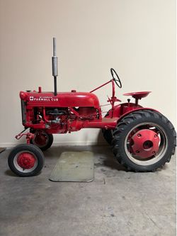 Tractor farmall