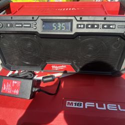 M18 Radio 
