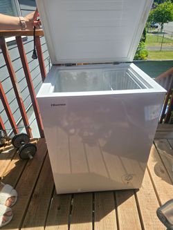Hisense 5.0 Cu Ft Chest Freezer – $100 OBO