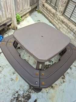 Kids plastic table
