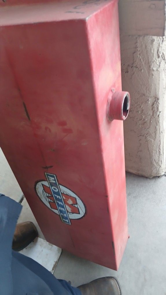 Moffett Fuel Tank For Semi Truck Forklift $200