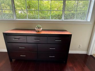 7 Drawer Dresser