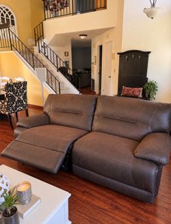 Cozy Pebble Grain Leatherlike Brown  Reclining Sofa – $300 OBO