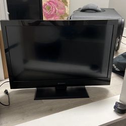 32 Inch LCD Flat Screen TV