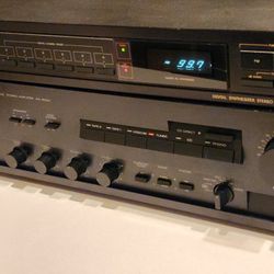  Yamaha Integrated Amplifier Stereo Receiver with Tuner