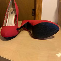Charlotte Russe heels  Size 9  