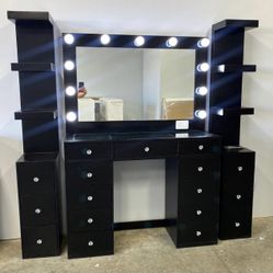 Makeup Vanity Set 