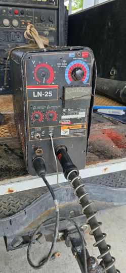 LN25 feeder