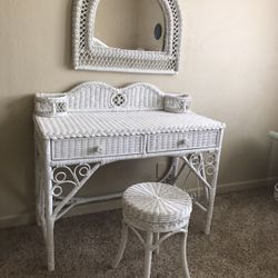 White Wicker Vanity 