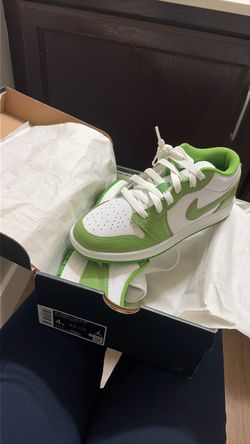 Air Jordan 1 Low SE BG