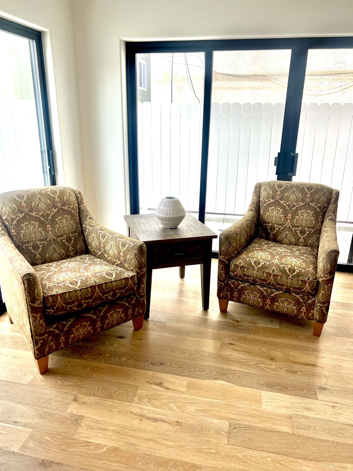 2 Chairs