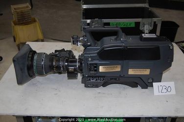 (Old Broadcast Camera)Sony DXC-D50WS Camera with CA-TX50 and Canon BCTV Lens 1:1.8 7.8 to 164mm with 2x extender