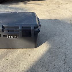 Yeti Load Out Go Box