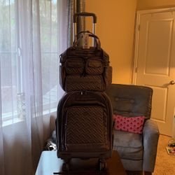 2 Piece Lug Rolling Carry On Luggage