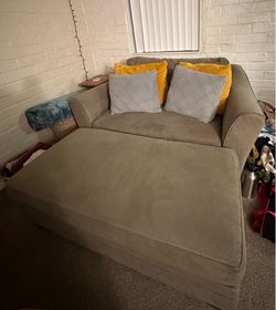 Pottery Barn Loveseat & Matching Ottoman Combo