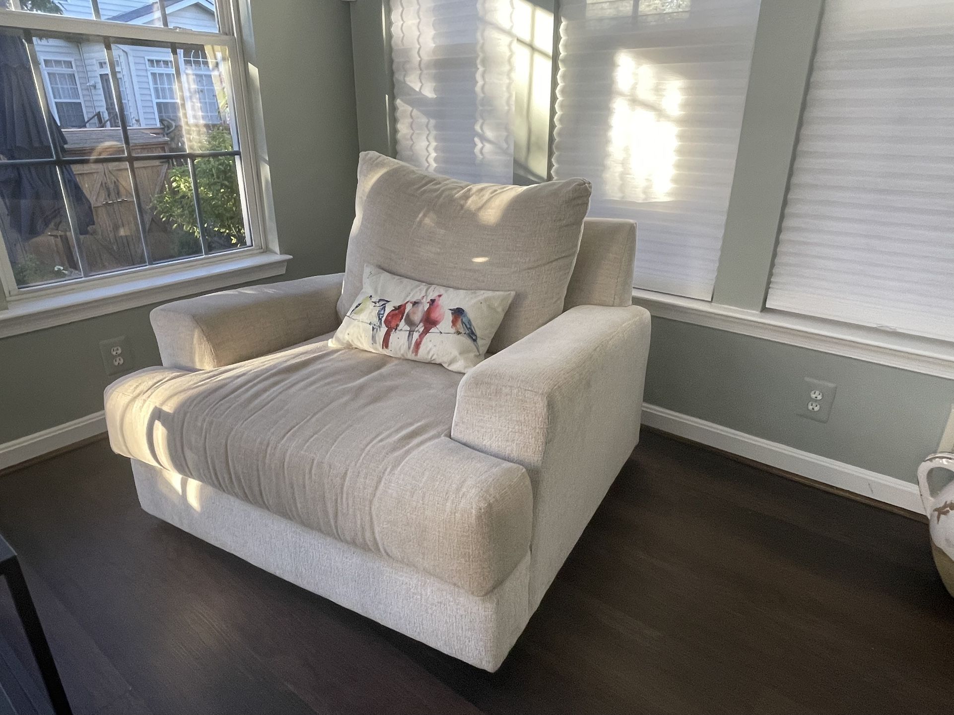 2 Oversized Swivel Chairs