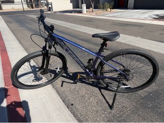 Trek Marlin 5 Medium Bicycle Bike