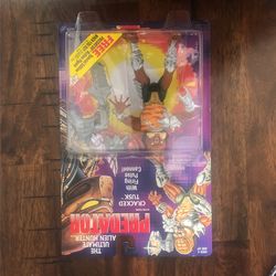 The Ultimate Alien Hunter Predator cracked Tusk With Firing Pulse Cannon - From Kenner “Wow” 1993