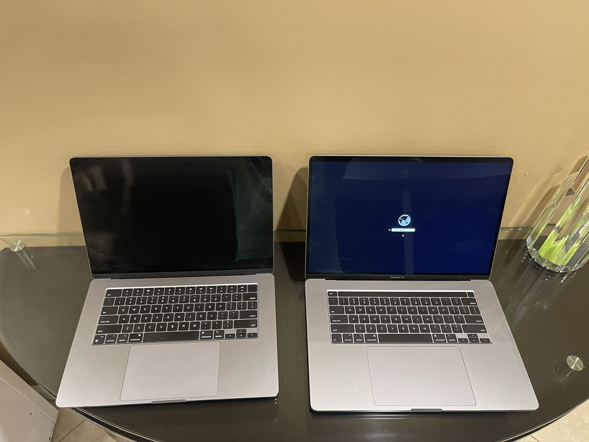 MacBook Air 2024 MacBook Pro 16” 2019