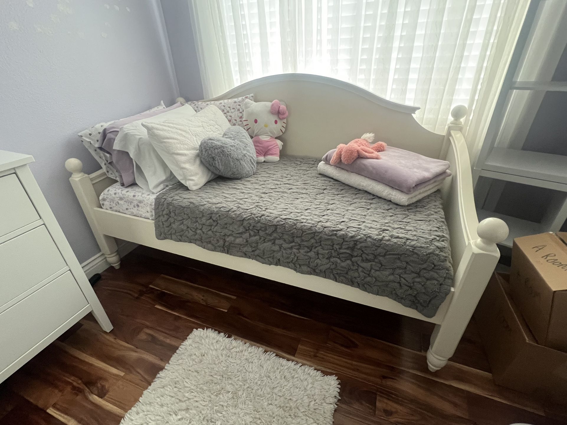 Twin bed Frame For Sale, Mattress Not Included