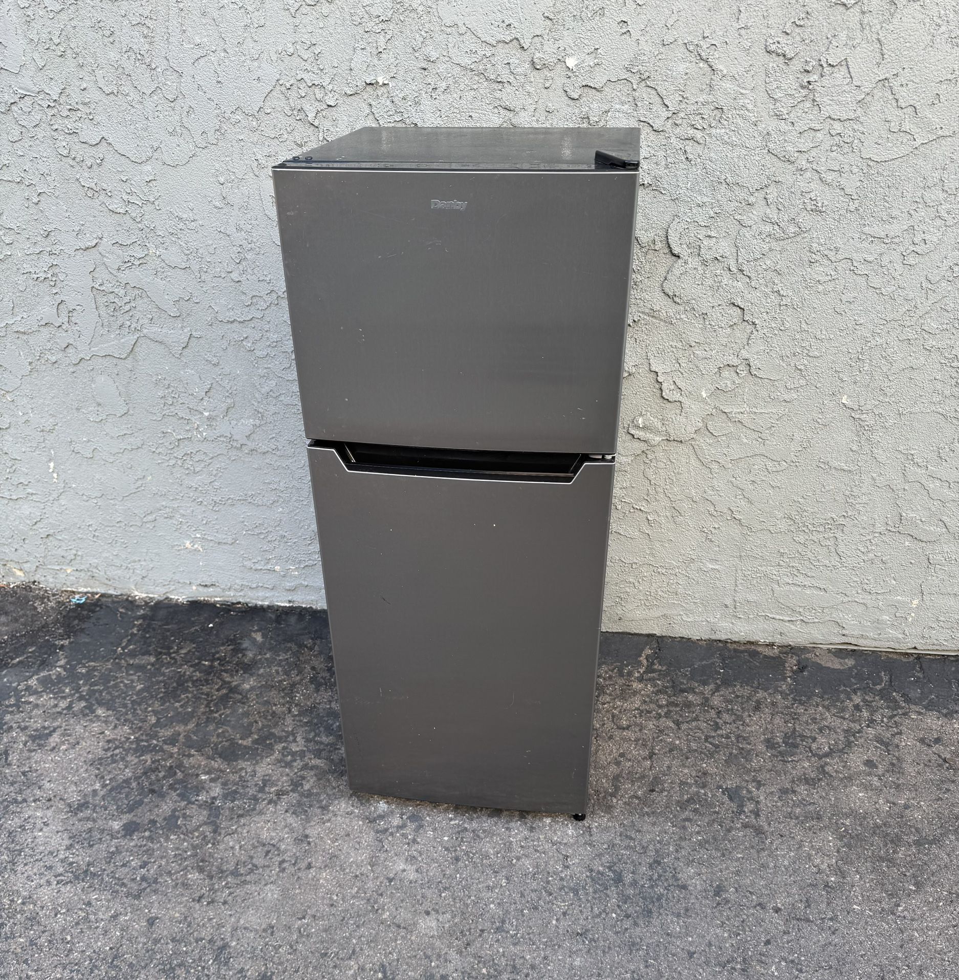 Stainless Steel Taller mini Refrigerator Fridge With Freezer I Can Deliver