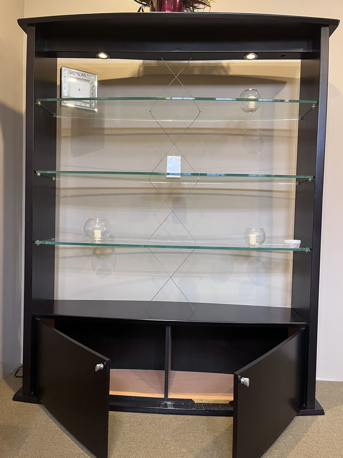 MODERN SHELVES WITH LIGHTS