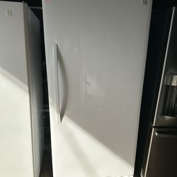 Kenmore Freezer 20 Cu Ft Everything Works Great 👍 