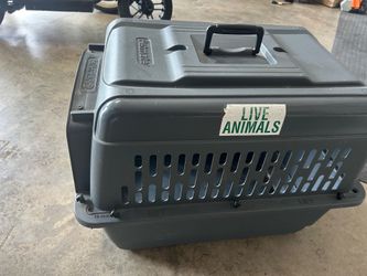 Animal crate carrier
