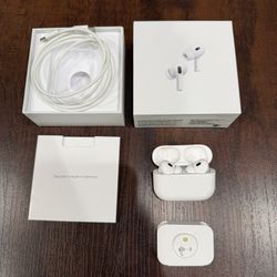 Lightly Used / Like New.  Apple AirPods Pro 2nd Gen.  USB-C
