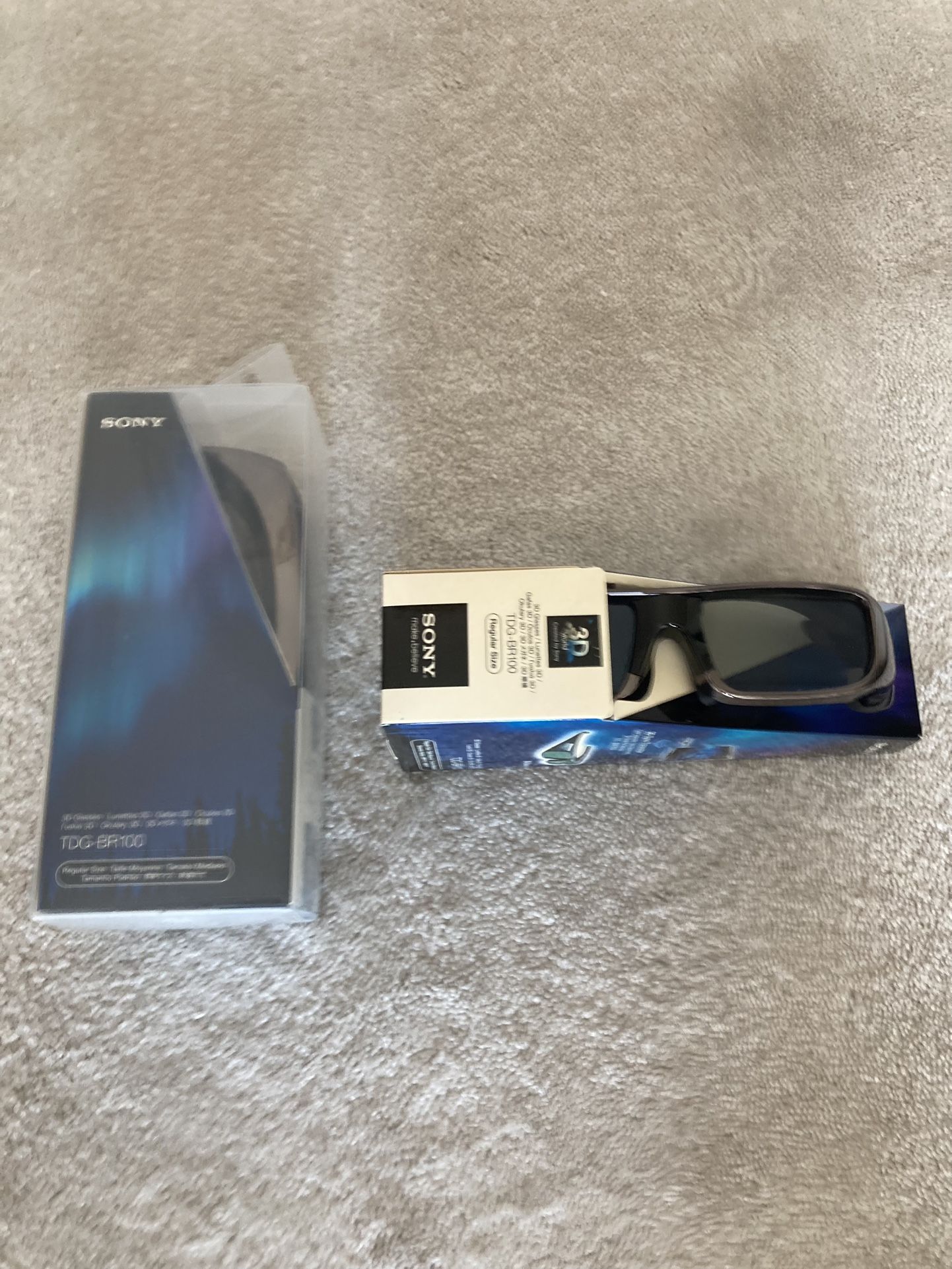 2 Sony 3D Glasses Model: TDG-BR100 for Bravia HDTV with Alice In Wonderland 3D Disney-Johnny Depp (New - Sealed)