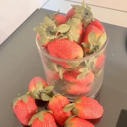 Fake Strawberries  (26)