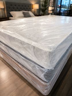 QUEEN SET  $189 ** MATTRESS AND BOX SPRING