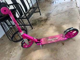 Pink razor scooter