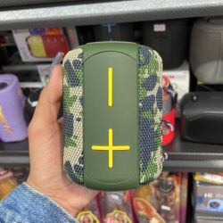 Small Phoenix Speaker - Bocina Pequeña Bluetooth Phoenix Portable