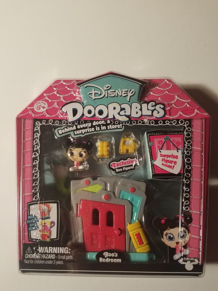 Disney doorables mini stack playset Boo's bedroom