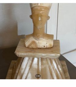 Vintage Hand-Carved Onyx Queen Nefertiti Table Lamp – Mid-Century Egyptian Revival