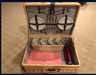 Picnic Basket with extras