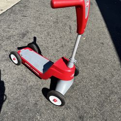 Radio Flyer Scooter