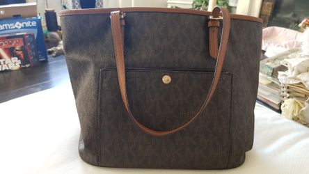 Michael kors handbag