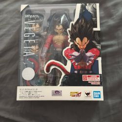 Super Saiyan 4 Vegeta Sh Figuarts
