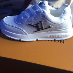 LV White Shoes