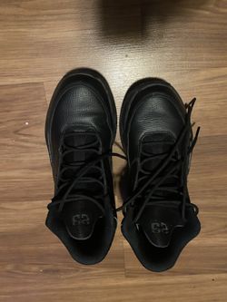 Boys Jordan Size 6.5 