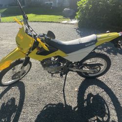 2018 Suzuki DLR 250