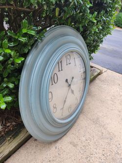 LARGE 30" WALL CLOCK