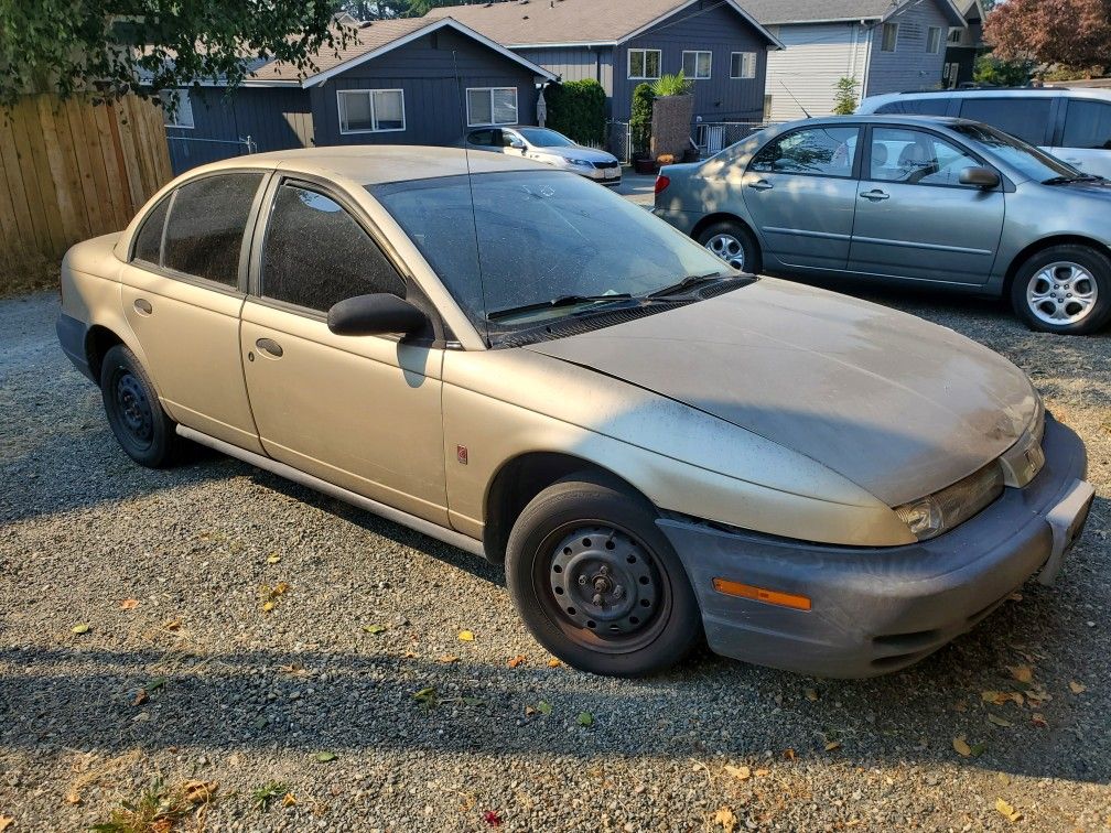 2001 Saturn SL1