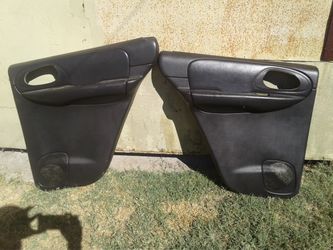 2006 Chevrolet Trailblazer SS Rear Door Panels